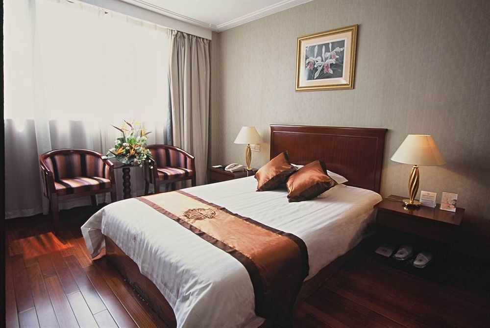 Donghu Collection Hotel Shanghai Exterior photo